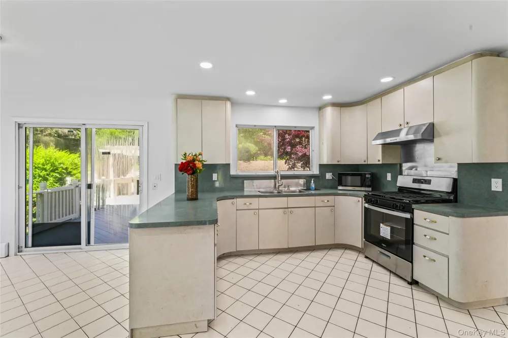 126 Bagatelle Road Dix Hills, NY 11746