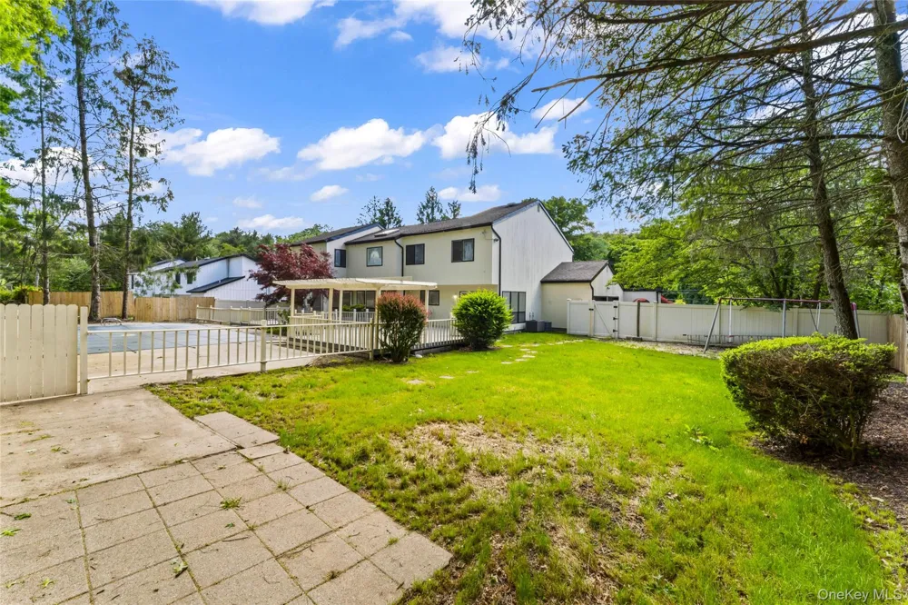 126 Bagatelle Road Dix Hills, NY 11746