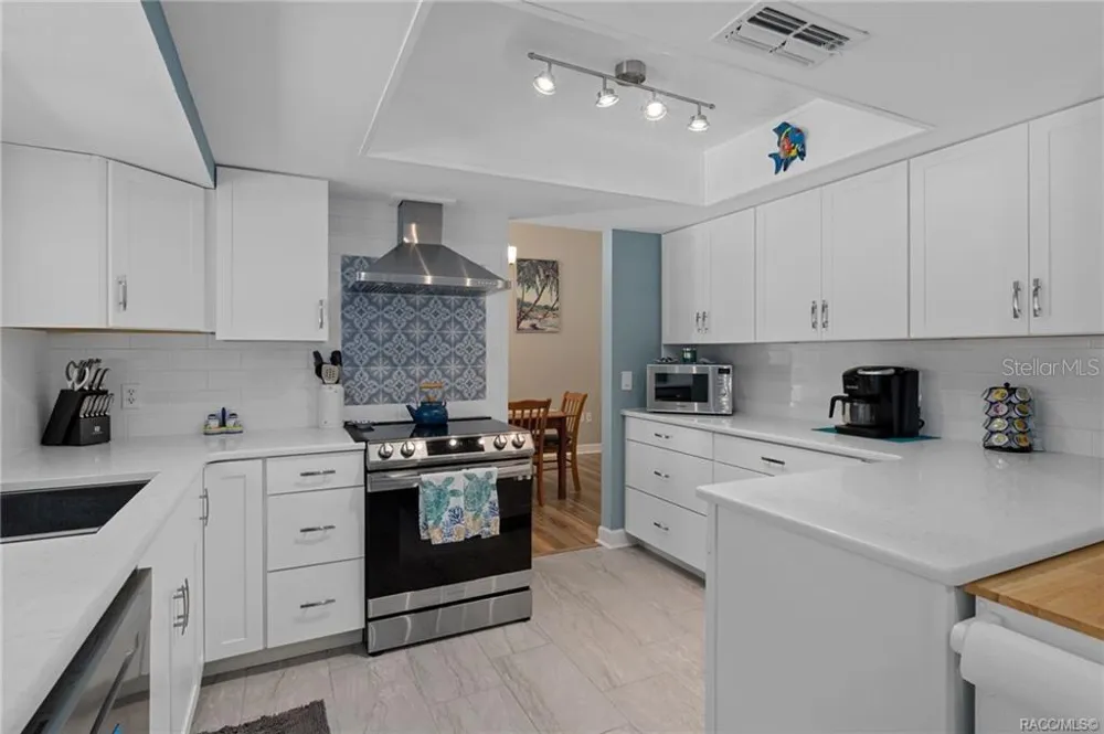 807 W NATIONAL STREET Hernando, FL 34442