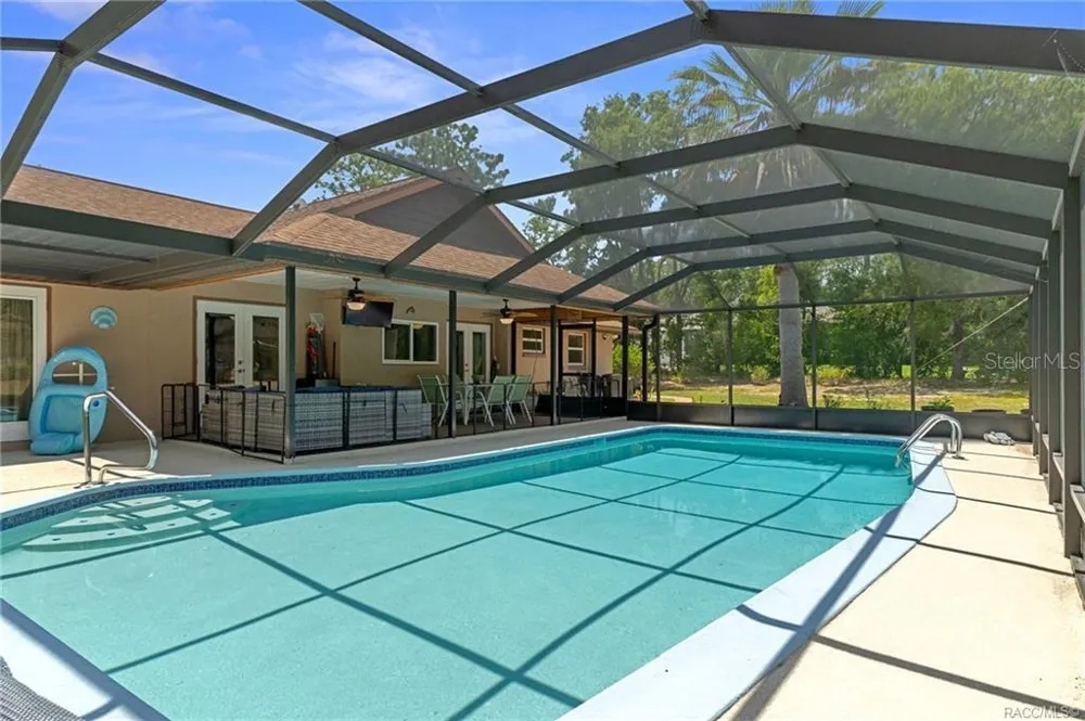 807 W NATIONAL STREET Hernando, FL 34442