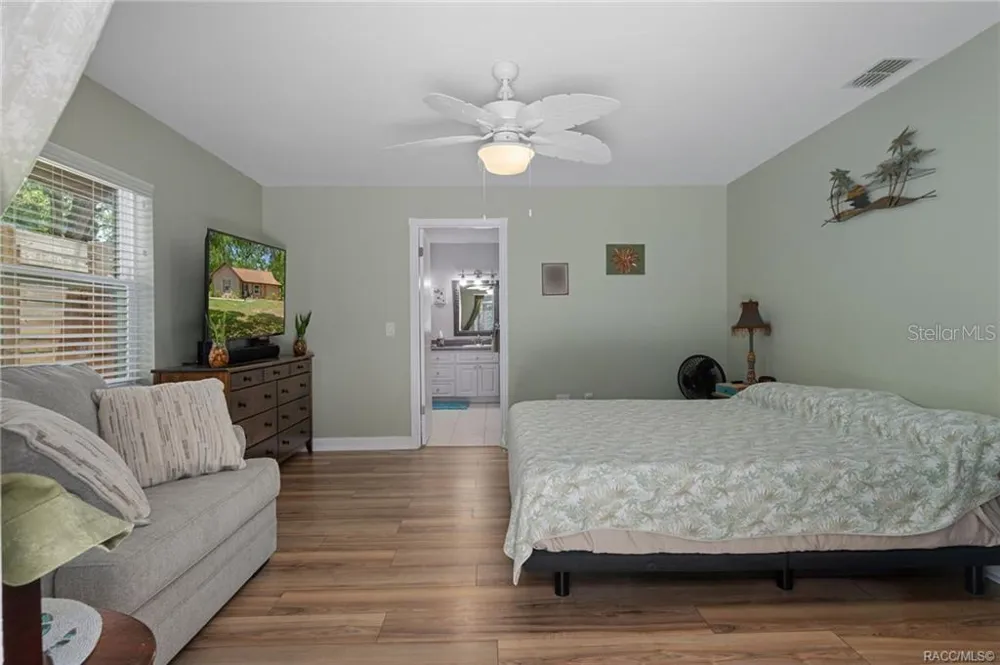 807 W NATIONAL STREET Hernando, FL 34442