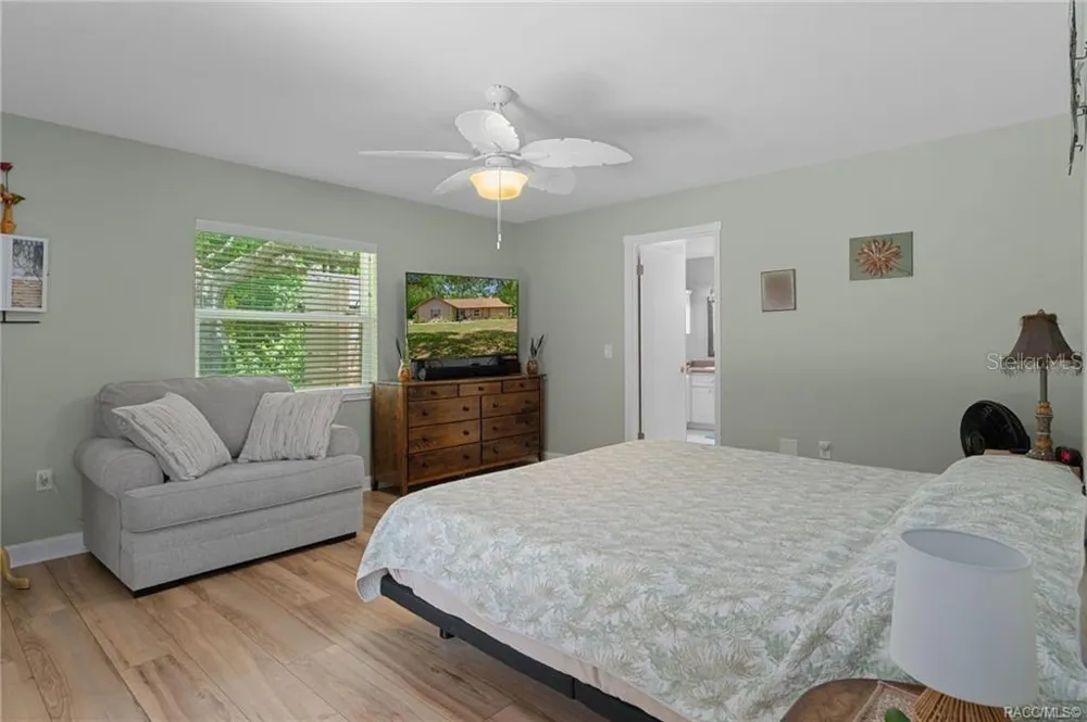 807 W NATIONAL STREET Hernando, FL 34442