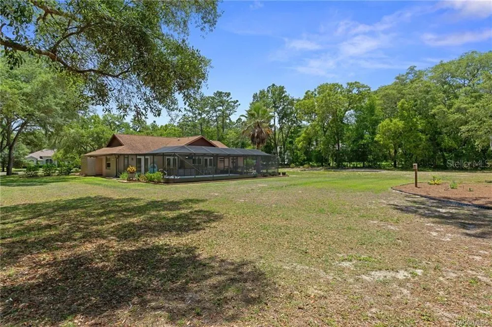 807 W NATIONAL STREET Hernando, FL 34442