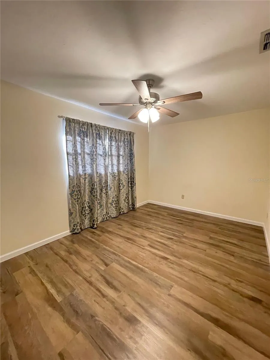 914 SW 59TH TERRACE #A Gainesville, FL 32607