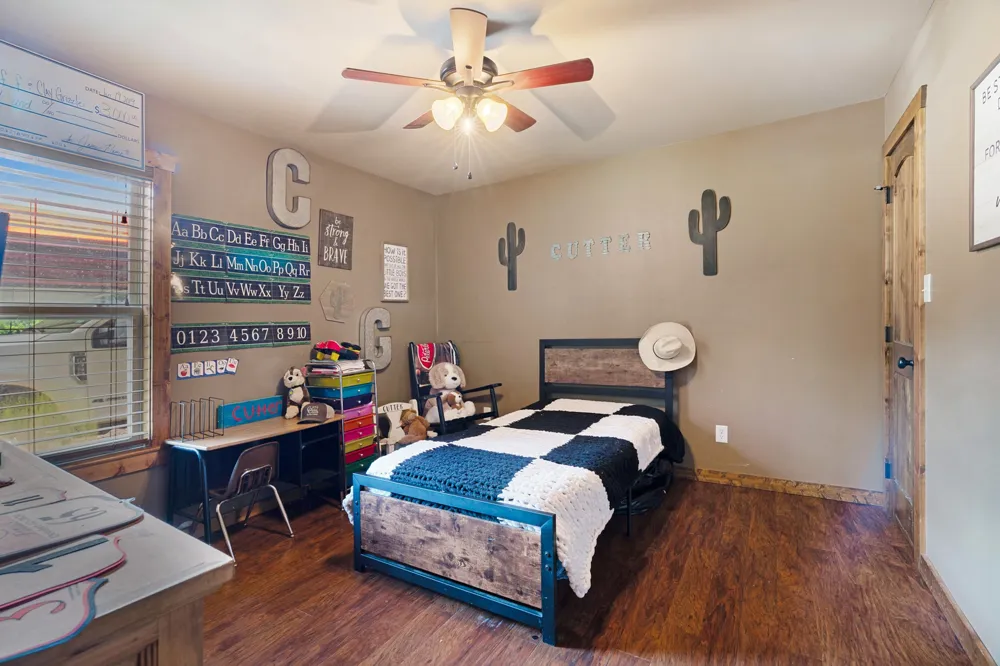 285 5th Street NE Bogata, TX 75417