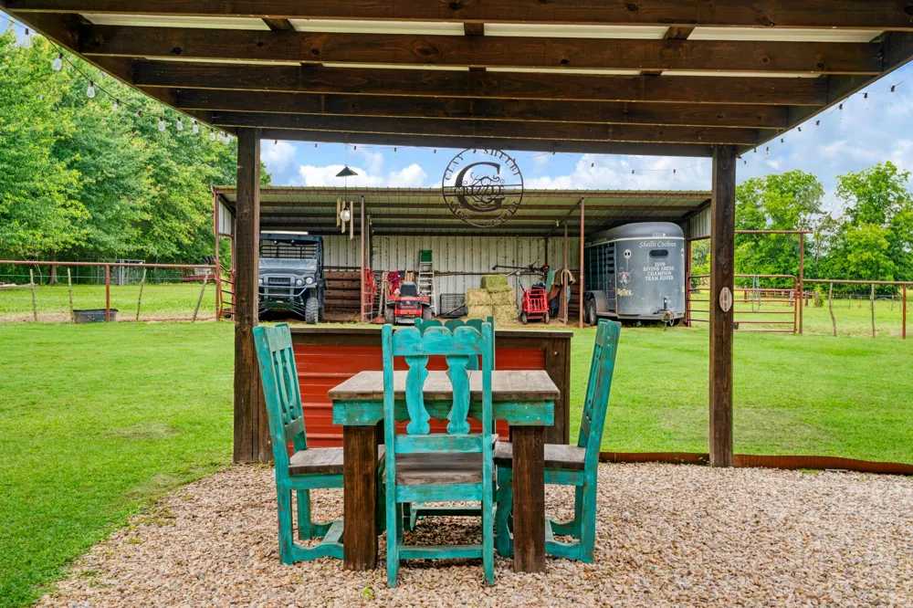 285 5th Street NE Bogata, TX 75417