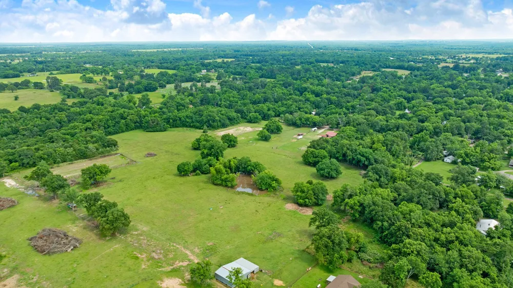 285 5th Street NE Bogata, TX 75417