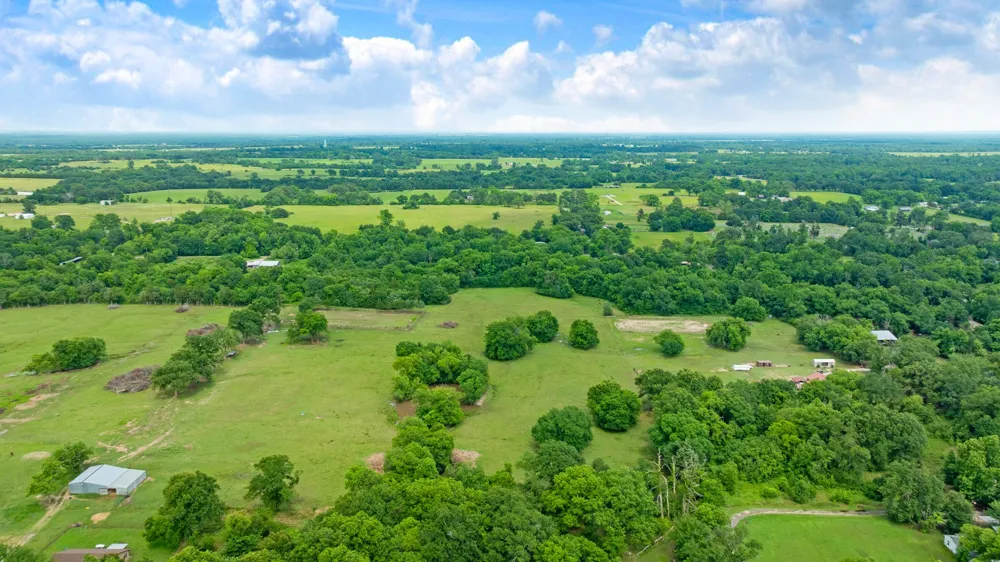 285 5th Street NE Bogata, TX 75417