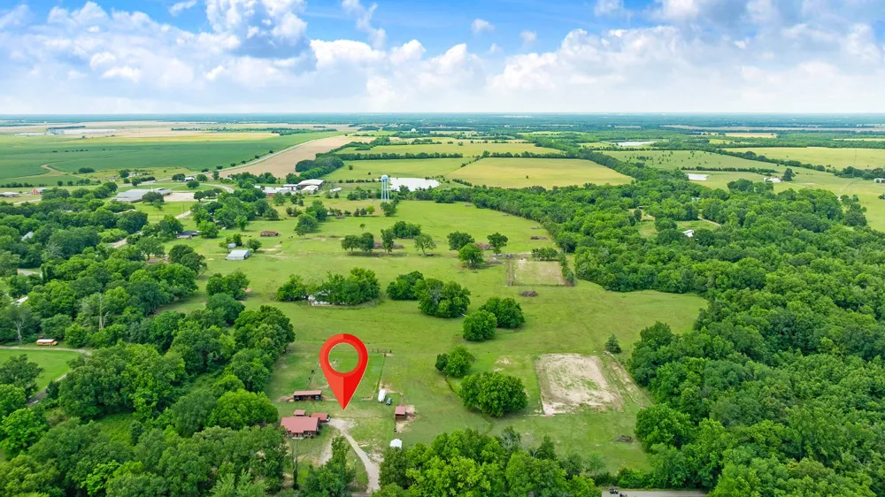 285 5th Street NE Bogata, TX 75417