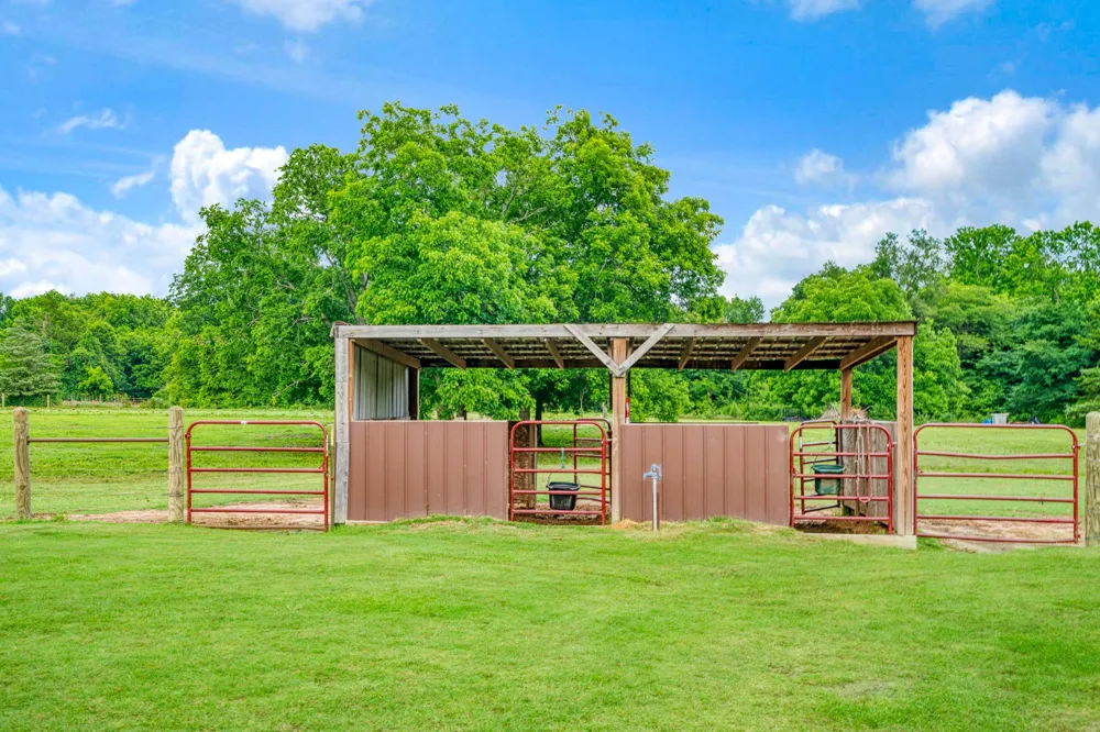 285 5th Street NE Bogata, TX 75417