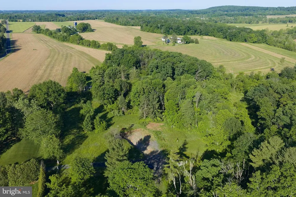 5720 RIDGE ROAD New Hope, PA 18938