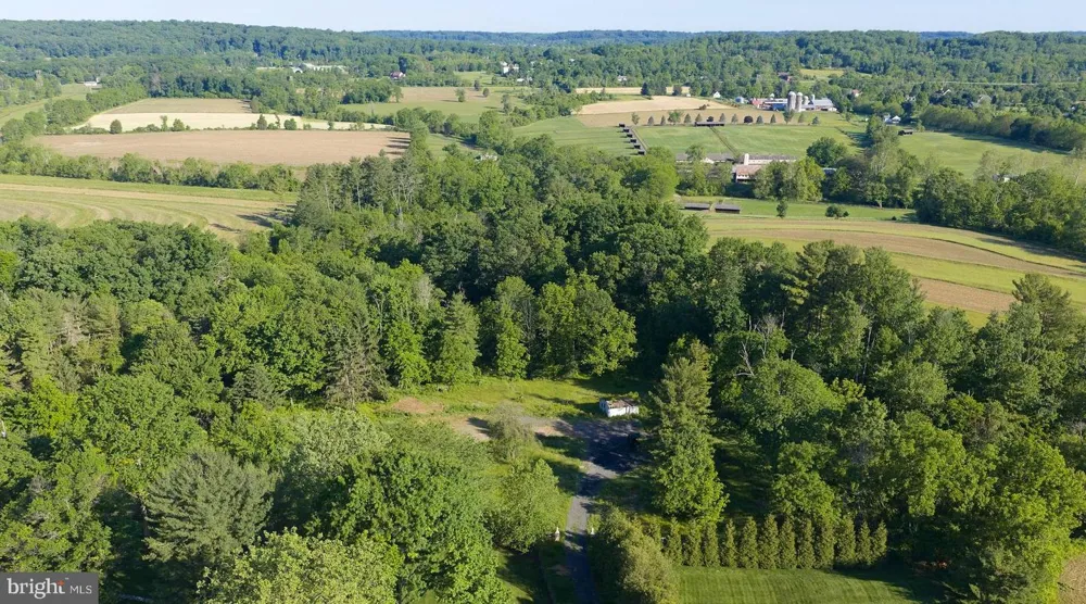 5720 RIDGE ROAD New Hope, PA 18938
