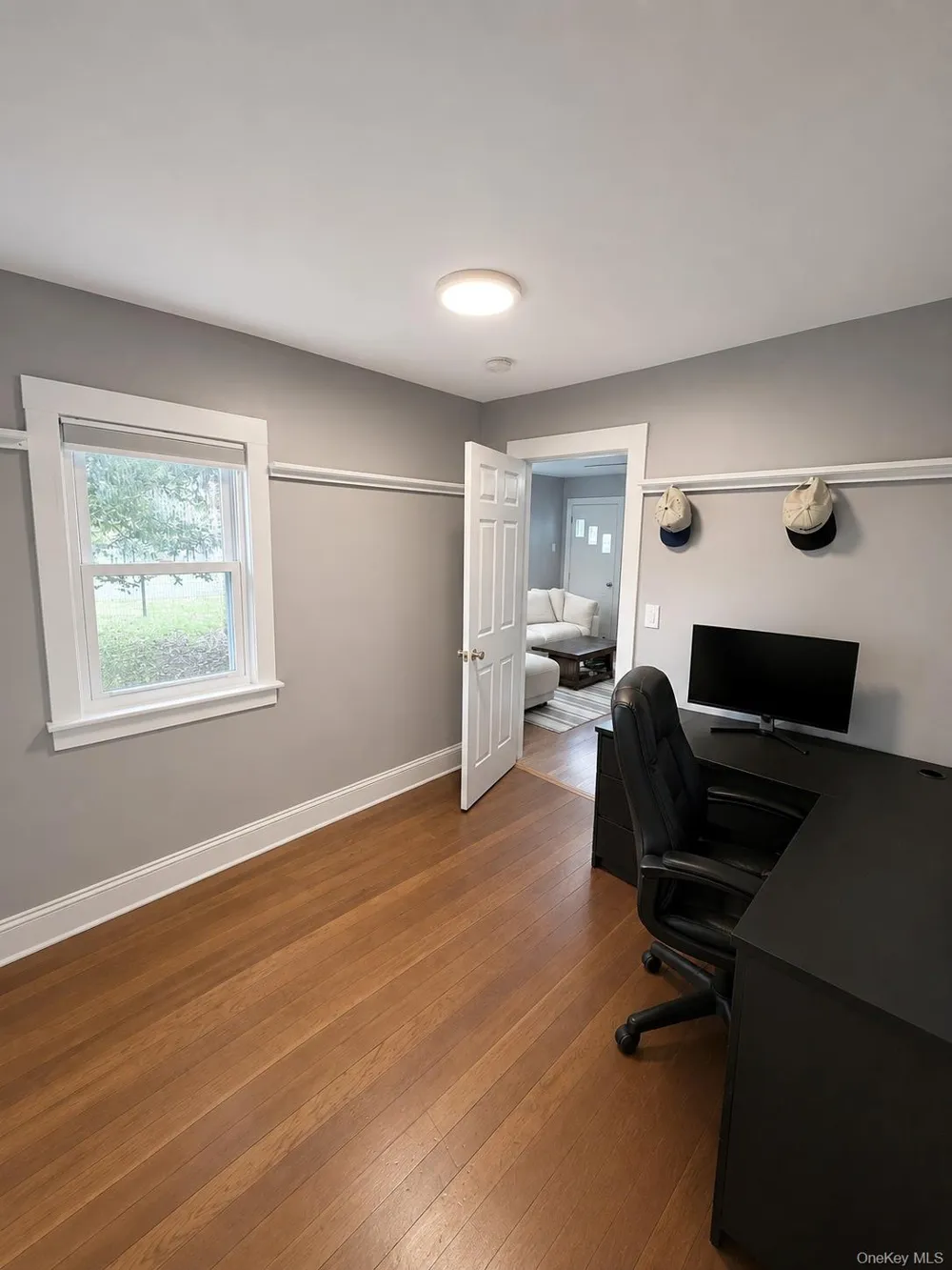 533, 531, 529 Montauk Highway Westhampton Beach, NY 11978