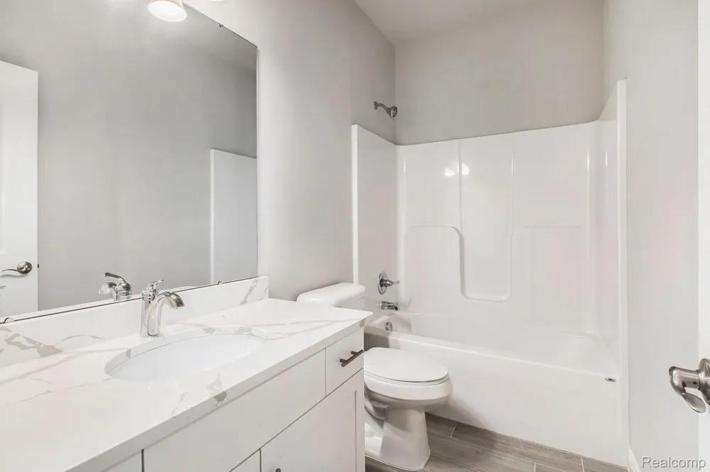 9042 RHYAN ROAD White Lake Charter Township, MI 48386