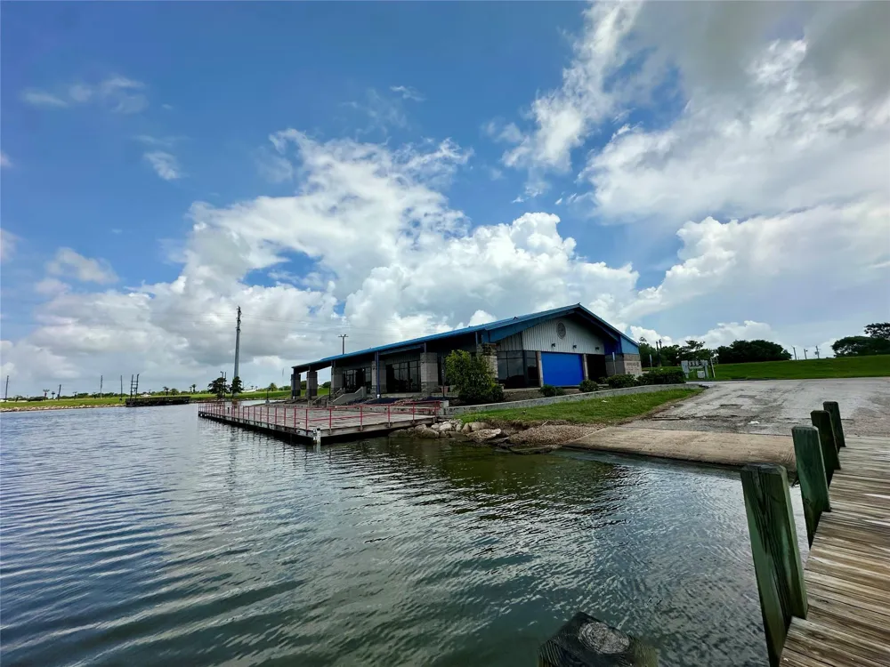 12 N Ave A Freeport, TX 77541