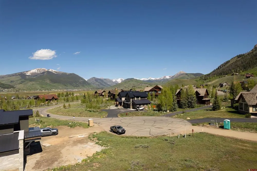 215 Trent Jones Way Crested Butte, CO 81224