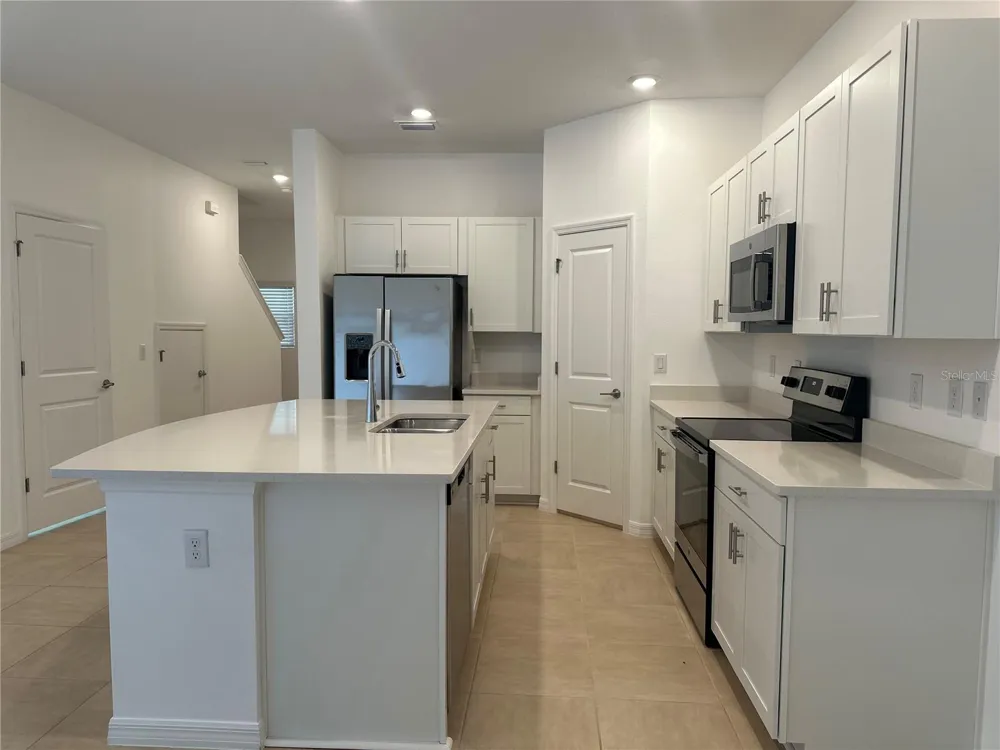 2358 PARAVANE WAY Wesley Chapel, FL 33543