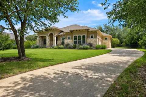 17001 Northlake Hills Drive