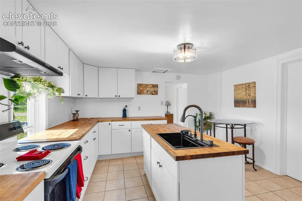 531 County Road 119 Florence, CO 81226