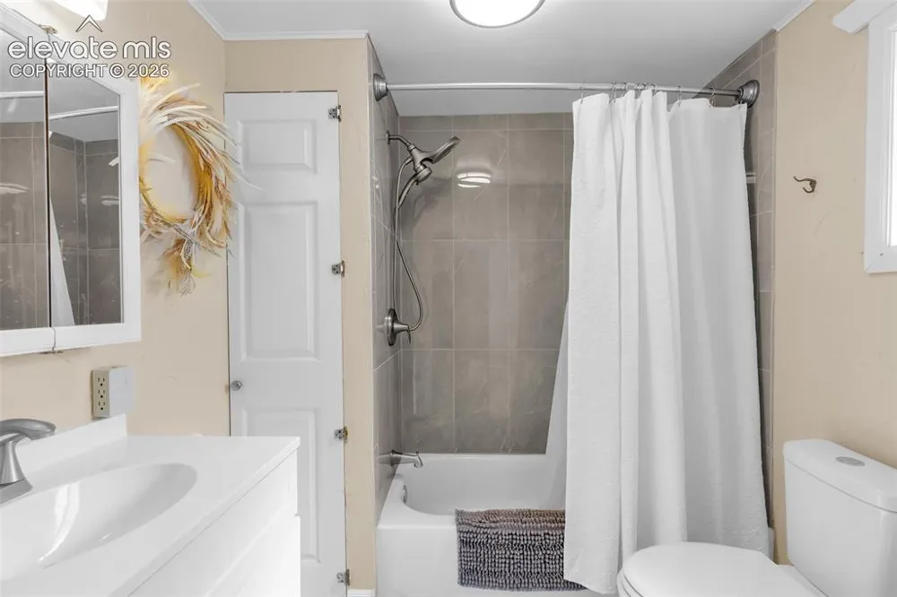 531 County Road 119 Florence, CO 81226