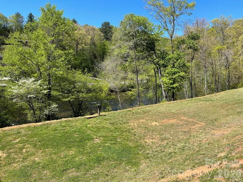 346 River Club Drive Cullowhee, NC 28723