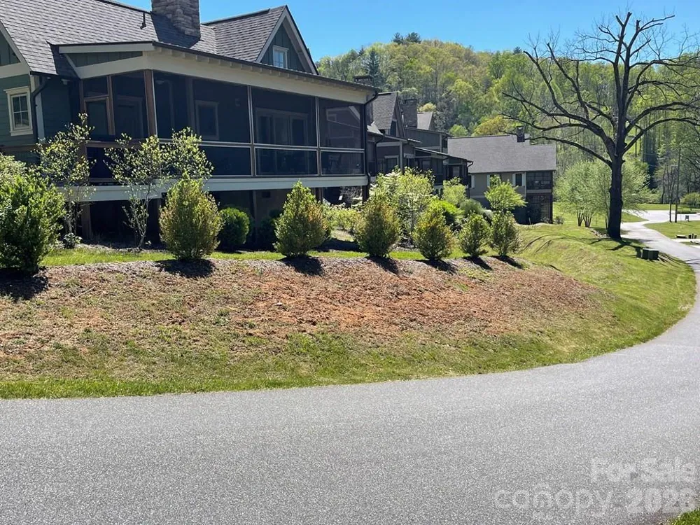 346 River Club Drive Cullowhee, NC 28723