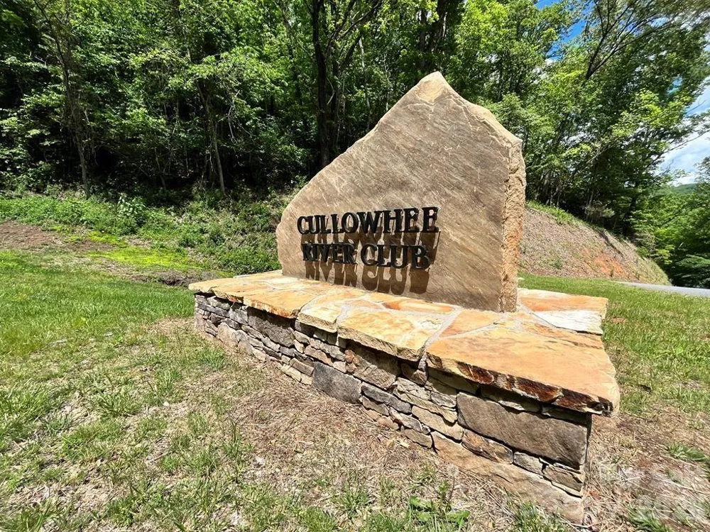 346 River Club Drive Cullowhee, NC 28723