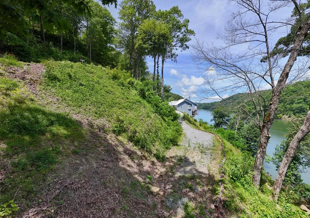 Waters Edge Bryson City, NC 28713