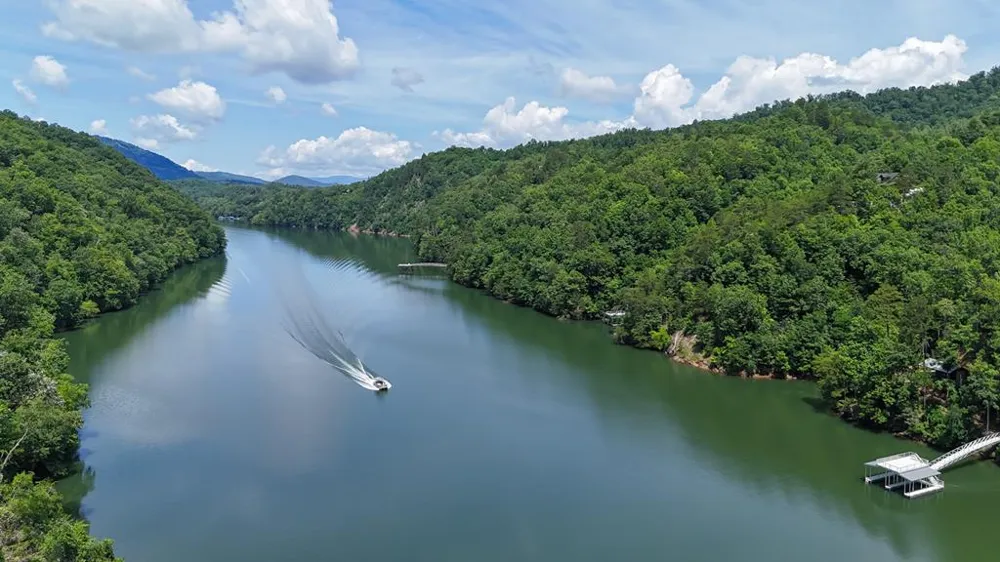 Waters Edge Bryson City, NC 28713