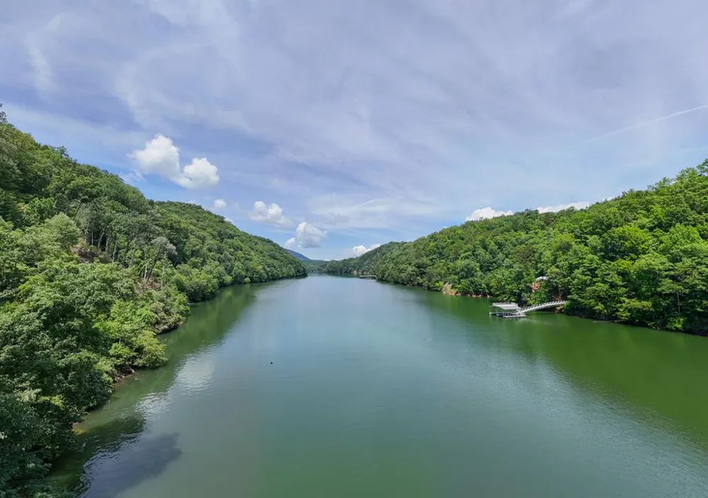 Waters Edge Bryson City, NC 28713