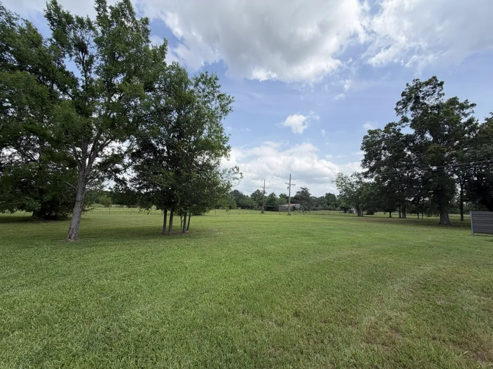 276 Fm 71 Mt Pleasant, TX 75455