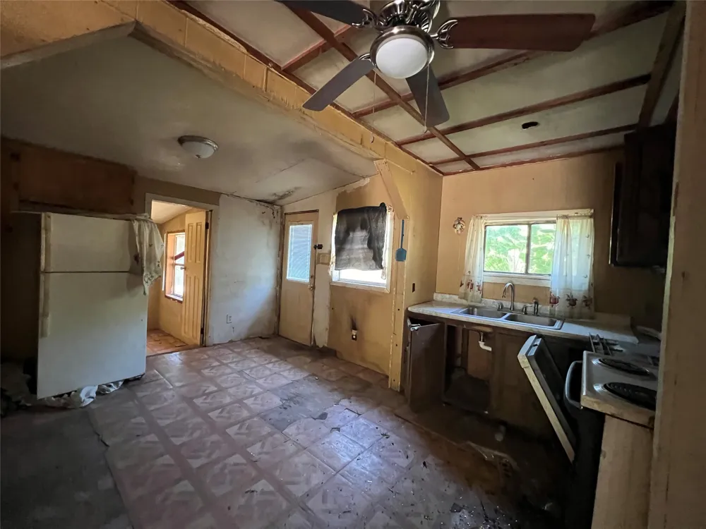 103 Canyon Drive Whitney, TX 76692