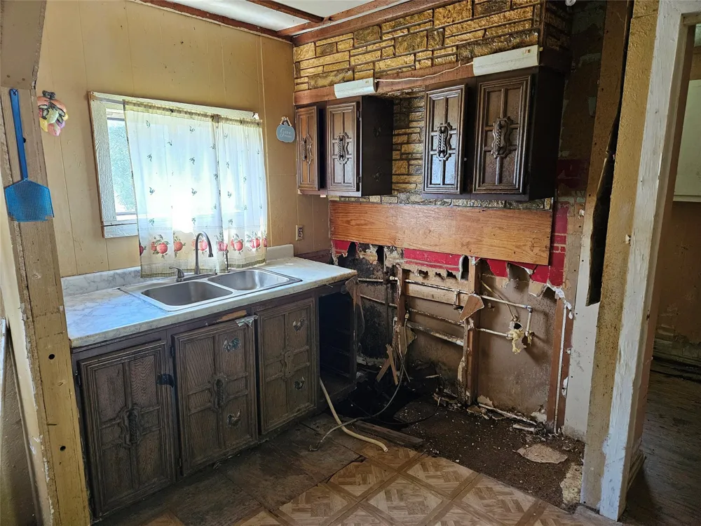 103 Canyon Drive Whitney, TX 76692