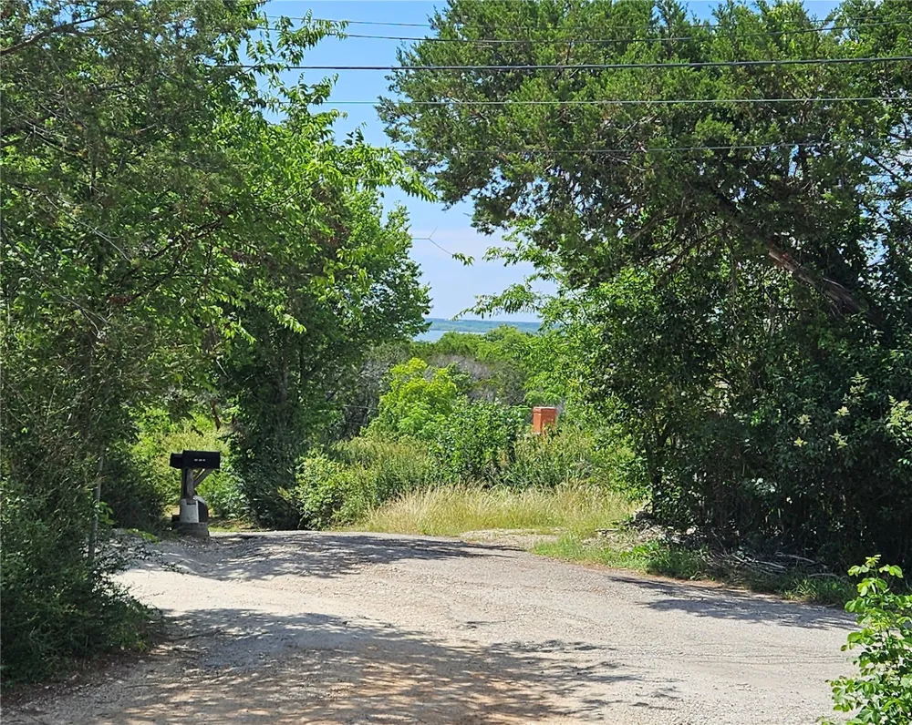 103 Canyon Drive Whitney, TX 76692