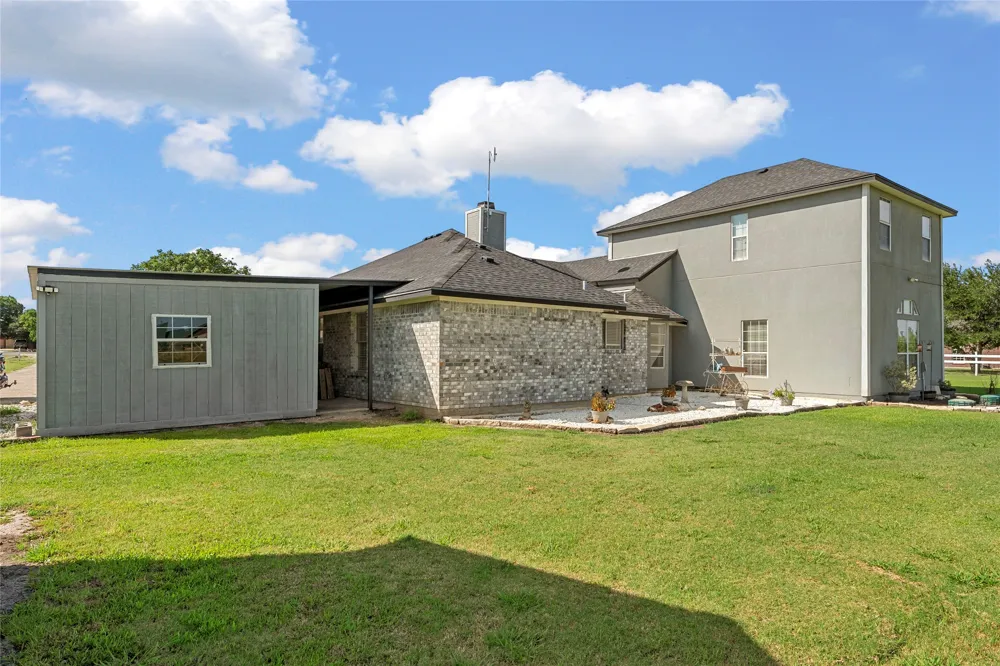 5330 Leroy Parkway West, TX 76691