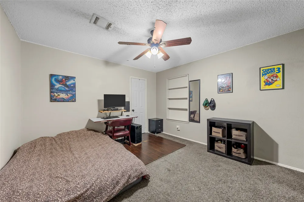 5330 Leroy Parkway West, TX 76691