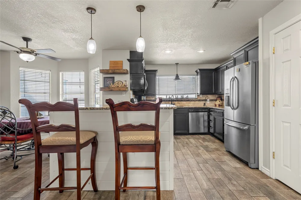 5330 Leroy Parkway West, TX 76691