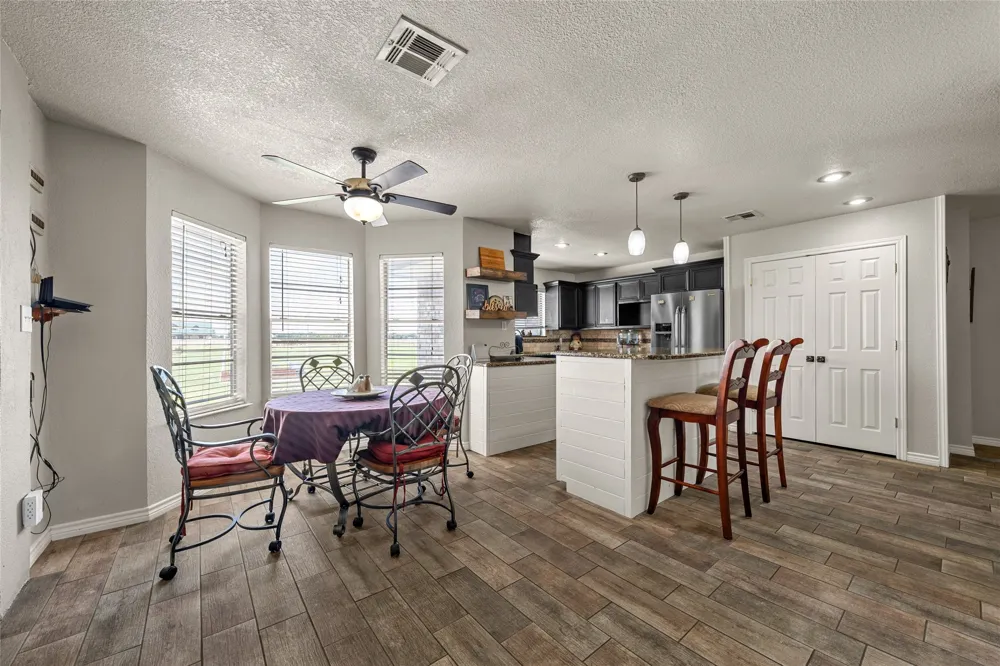 5330 Leroy Parkway West, TX 76691