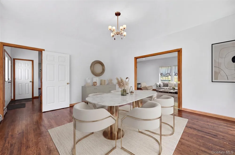 8 Alloway Crescent Highland Mills, NY 10930