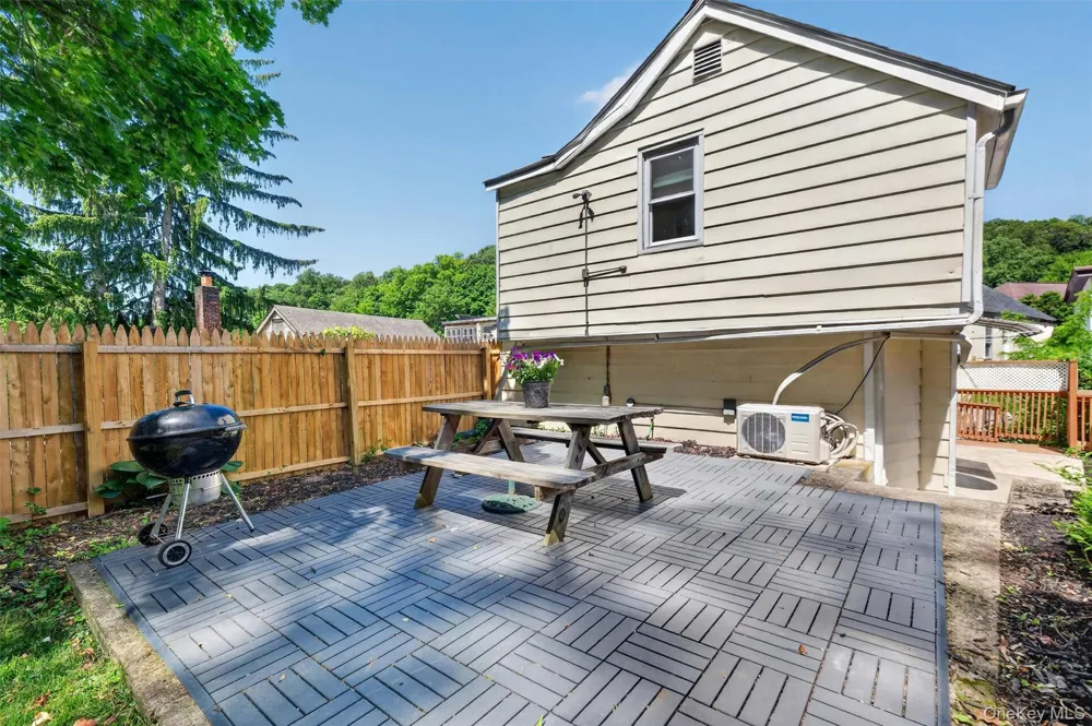 190 1/2 Grand Street Croton-on-Hudson, NY 10520