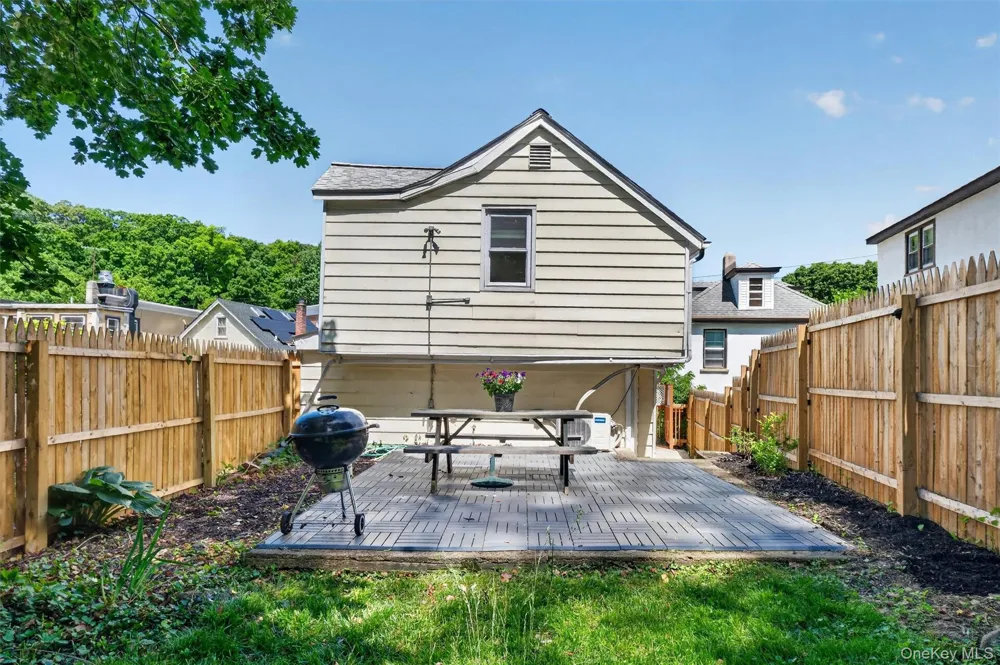 190 1/2 Grand Street Croton-on-Hudson, NY 10520
