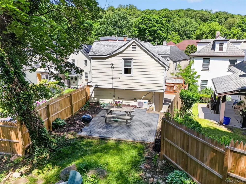 190 1/2 Grand Street Croton-on-Hudson, NY 10520