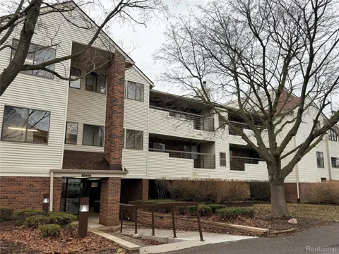 30450 Orchard Lake Road ##73