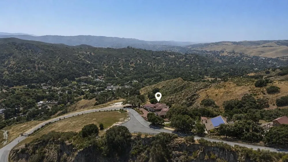 24542 Rimrock Canyon Road Salinas, CA 93908