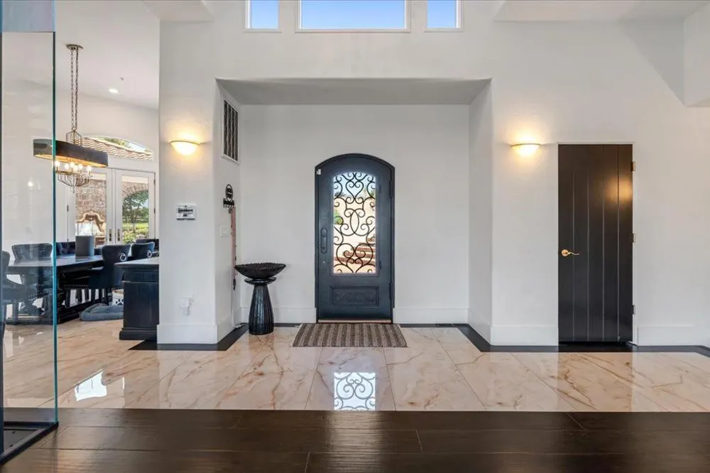 24542 Rimrock Canyon Road Salinas, CA 93908