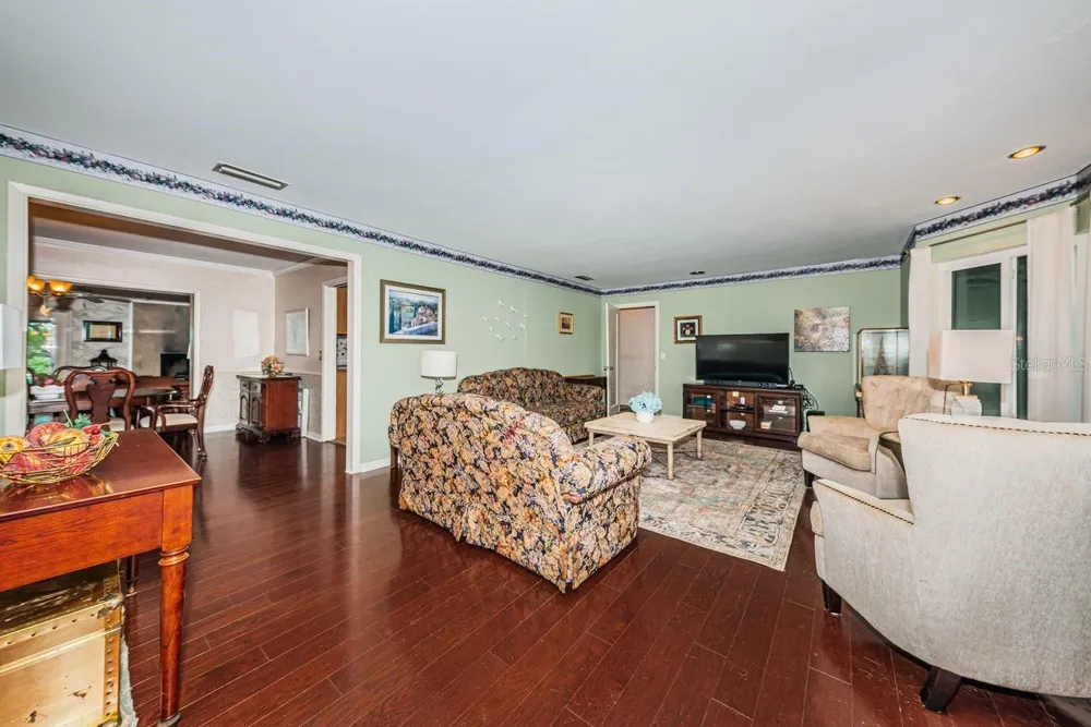 1704 CYPRESS AVENUE Belleair, FL 33756