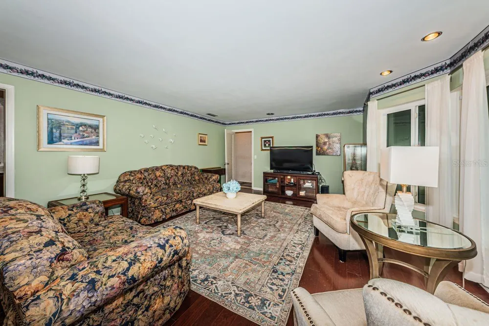 1704 CYPRESS AVENUE Belleair, FL 33756