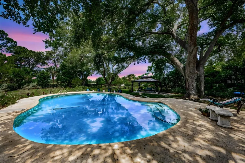 1704 CYPRESS AVENUE Belleair, FL 33756