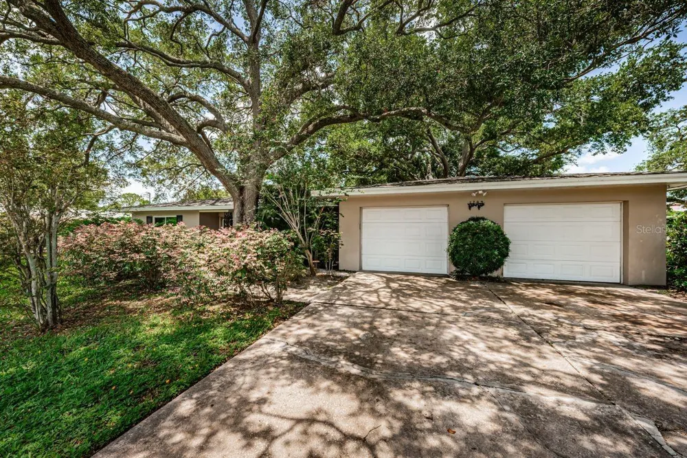 1704 CYPRESS AVENUE Belleair, FL 33756