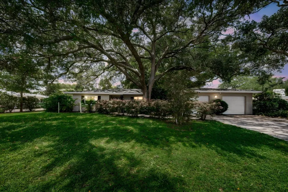 1704 CYPRESS AVENUE Belleair, FL 33756